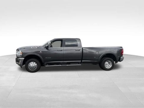 Used 2022 RAM 3500 Laramie AWD/4WD image 7