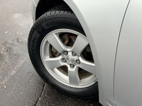 Used 2016 Chevrolet Cruze LT image 22