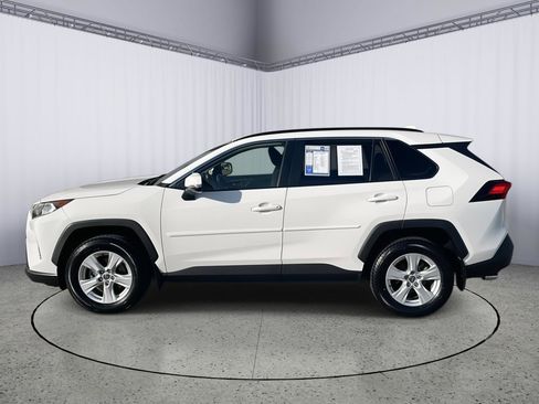 Used 2020 Toyota RAV4 XLE w/ Convenience Package image 22