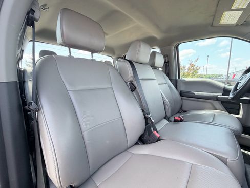 Used 2021 Ford F550 4x4 Crew Cab Super Duty w/ Power Equipment Group image 24