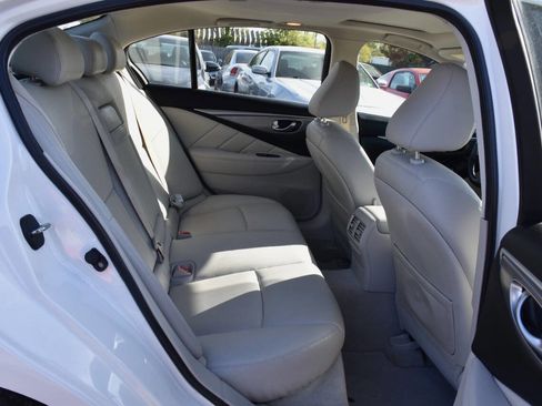 Used 2015 INFINITI Q50 Premium w/ Navigation Package AWD/4WD image 17