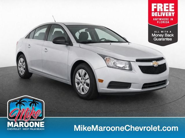 Used 2014 Chevrolet Cruze LS FWD image 1