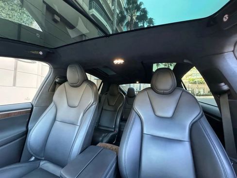 Used 2020 Tesla Model X Long Range AWD/4WD image 12