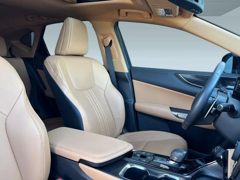 Used 2024 Lexus NX 250 FWD w/ Cold Area Package image 31