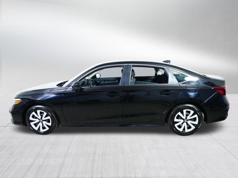 Used 2025 Honda Civic LX image 4