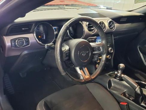 Used 2015 Ford Mustang GT image 17
