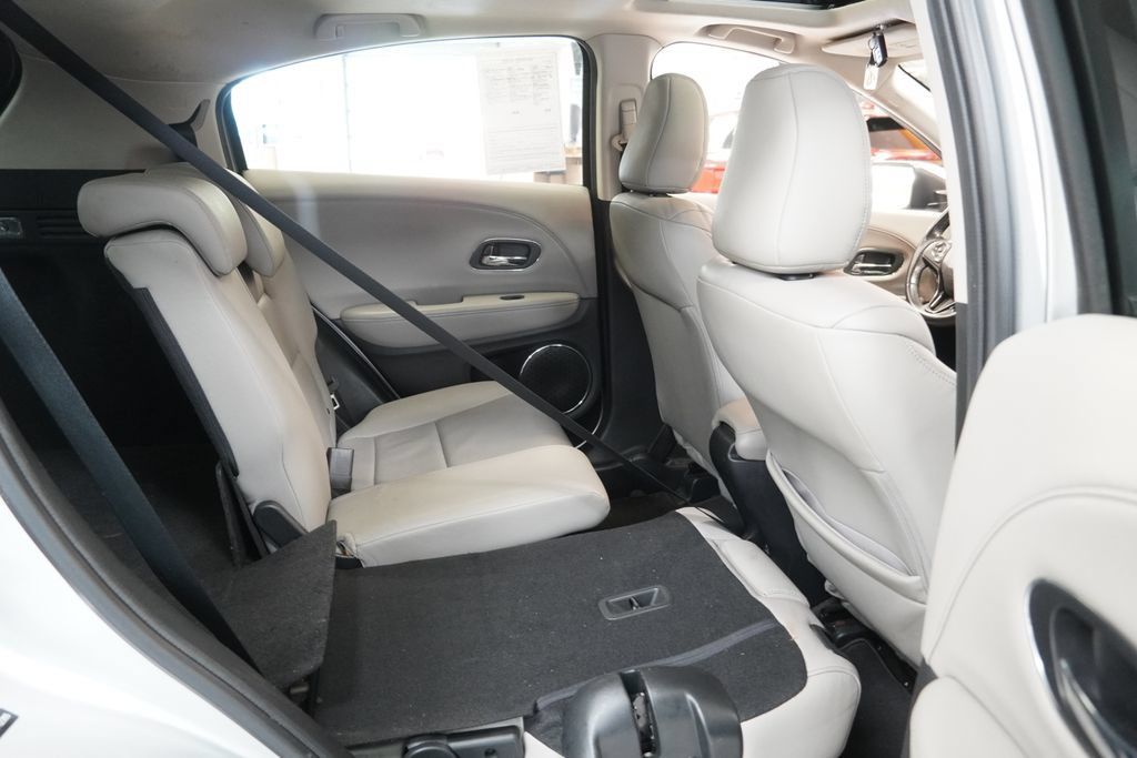 Used 2016 Honda HR-V EX-L image 32