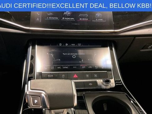 Used 2025 Audi Q8 Premium Plus w/ Premium Plus Package AWD/4WD image 32