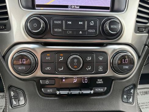 Used 2019 Chevrolet Tahoe Premier AWD/4WD image 28