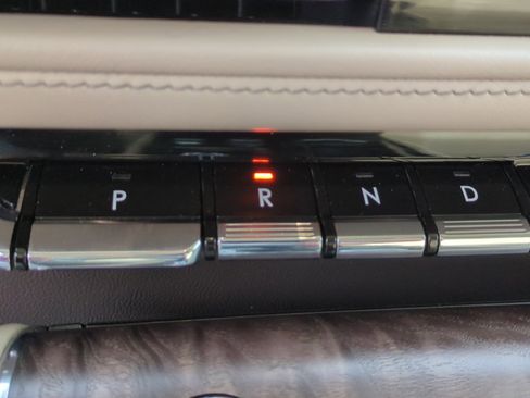 Used 2021 Lincoln Aviator Reserve w/ Equipment Group 202A image 28