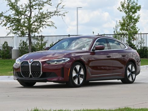 Certified 2023 BMW i4 eDrive35 w/ Premium Package RWD image 5