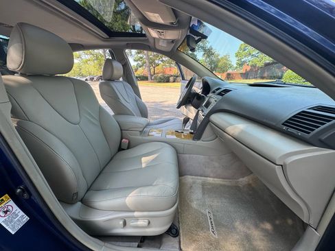 Used 2007 Toyota Camry XLE image 16