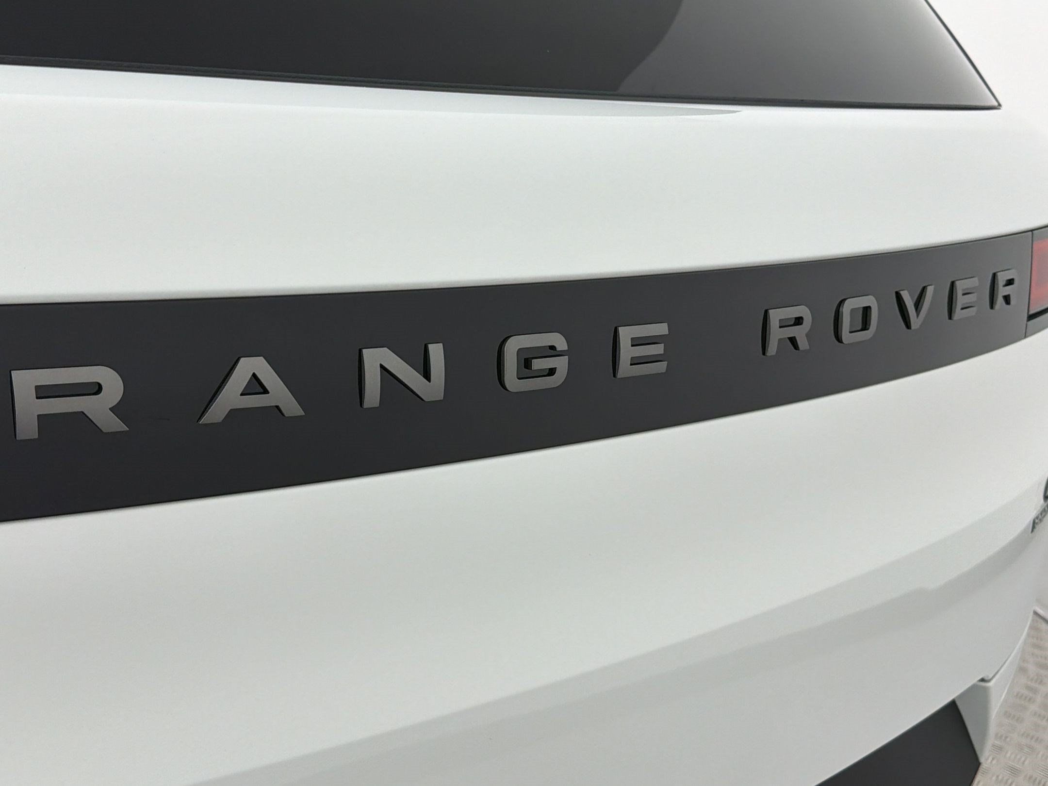 New 2026 Land Rover Range Rover Sport SE AWD/4WD image 38
