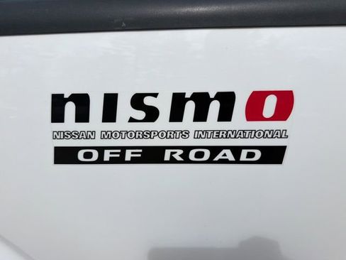 Used 2007 Nissan Frontier NISMO w/ Sunroof Pkg image 9