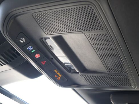 New 2026 Chevrolet Traverse LT image 32