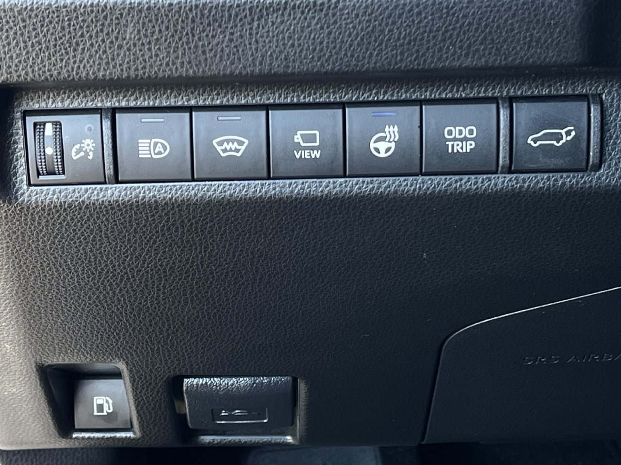 Used 2023 Toyota RAV4 XSE AWD/4WD image 20