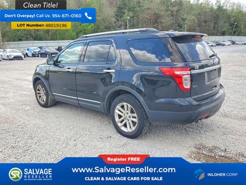 Used 2015 Ford Explorer XLT w/ Equipment Group 202A image 3