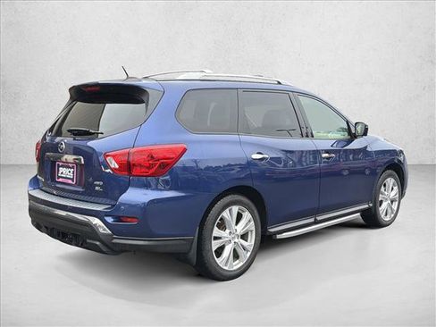 Used 2018 Nissan Pathfinder SL w/ SL Premium Package image 5