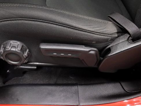 Used 2021 Jeep Wrangler Unlimited Sahara image 23