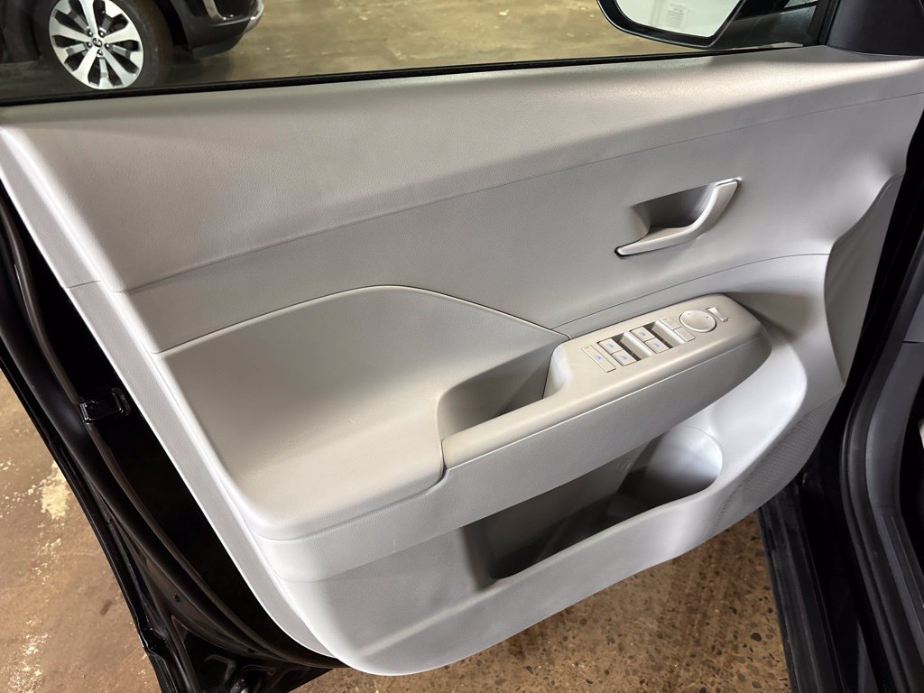 New 2026 Hyundai Kona SE AWD/4WD image 18