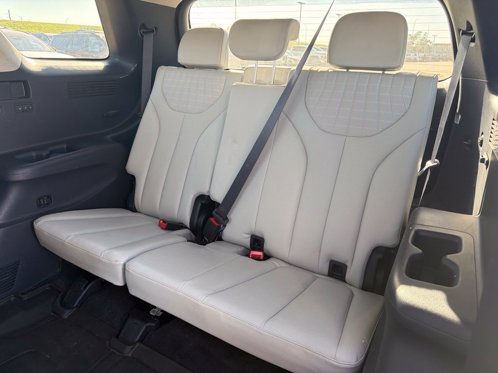 Used 2023 Hyundai Palisade Limited AWD/4WD image 11