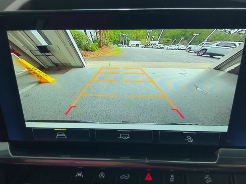 New 2025 Chevrolet Silverado 1500 LT w/ Z71 Off-Road Package image 19