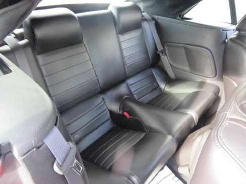 Used 2007 Ford Mustang GT Premium image 18