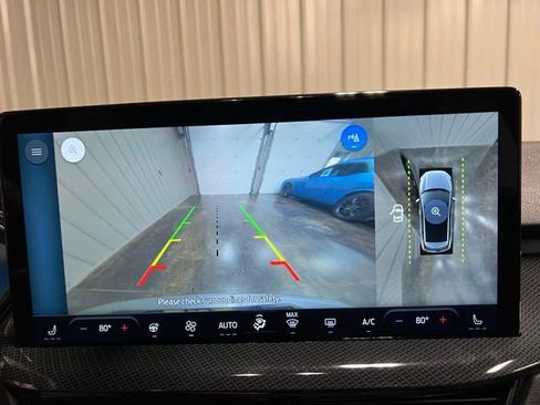 Used 2023 Ford Escape ST-Line Elite w/ Class II Trailer Tow Package image 40