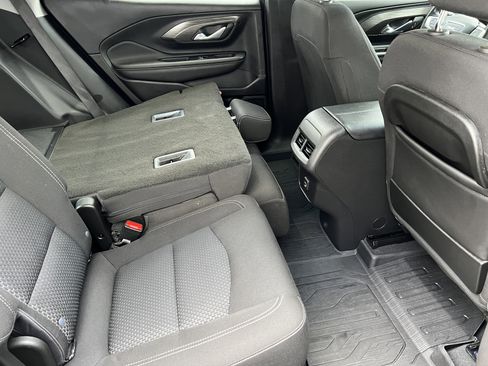 Used 2022 GMC Terrain SLE w/ Driver Convenience Package image 22