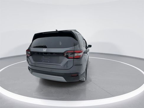 New 2025 Honda Pilot EX-L image 8