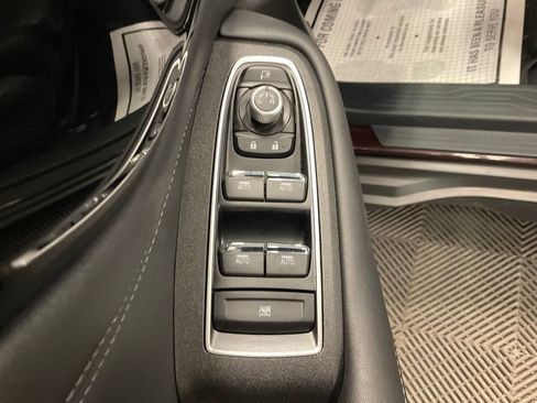Used 2025 Subaru Outback Touring w/ Popular Package #2 AWD/4WD image 18