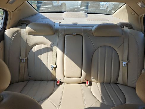 Used 2011 Buick Lucerne CXL w/ Driver Confidence Package image 31