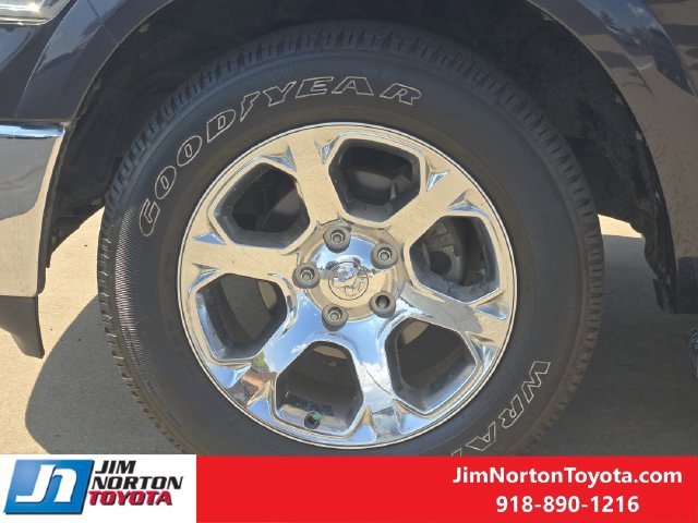 Used 2015 RAM 1500 Laramie w/ Convenience Group AWD/4WD image 13