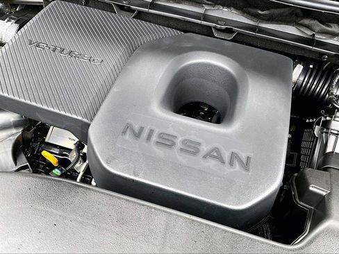 Used 2025 Nissan Murano SV image 27