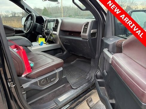 Used 2016 Ford F150 Platinum w/ Equipment Group 701A Luxury image 20