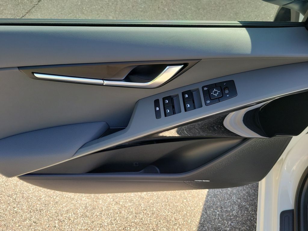 New 2026 Kia Niro EX w/ EX Premium Package FWD image 21