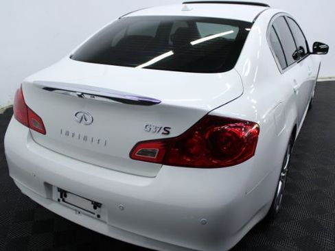 Used 2013 INFINITI G37 Journey w/ Premium Pkg image 7