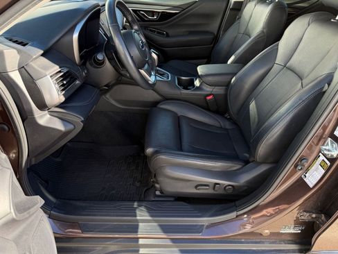 Used 2021 Subaru Outback Limited XT w/ Popular Package #2 image 4