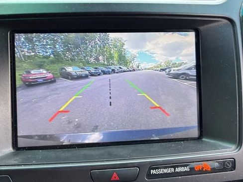 Used 2016 Ford Explorer XLT w/ Equipment Group 202A AWD/4WD image 29