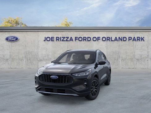New 2026 Ford Escape SE image 2