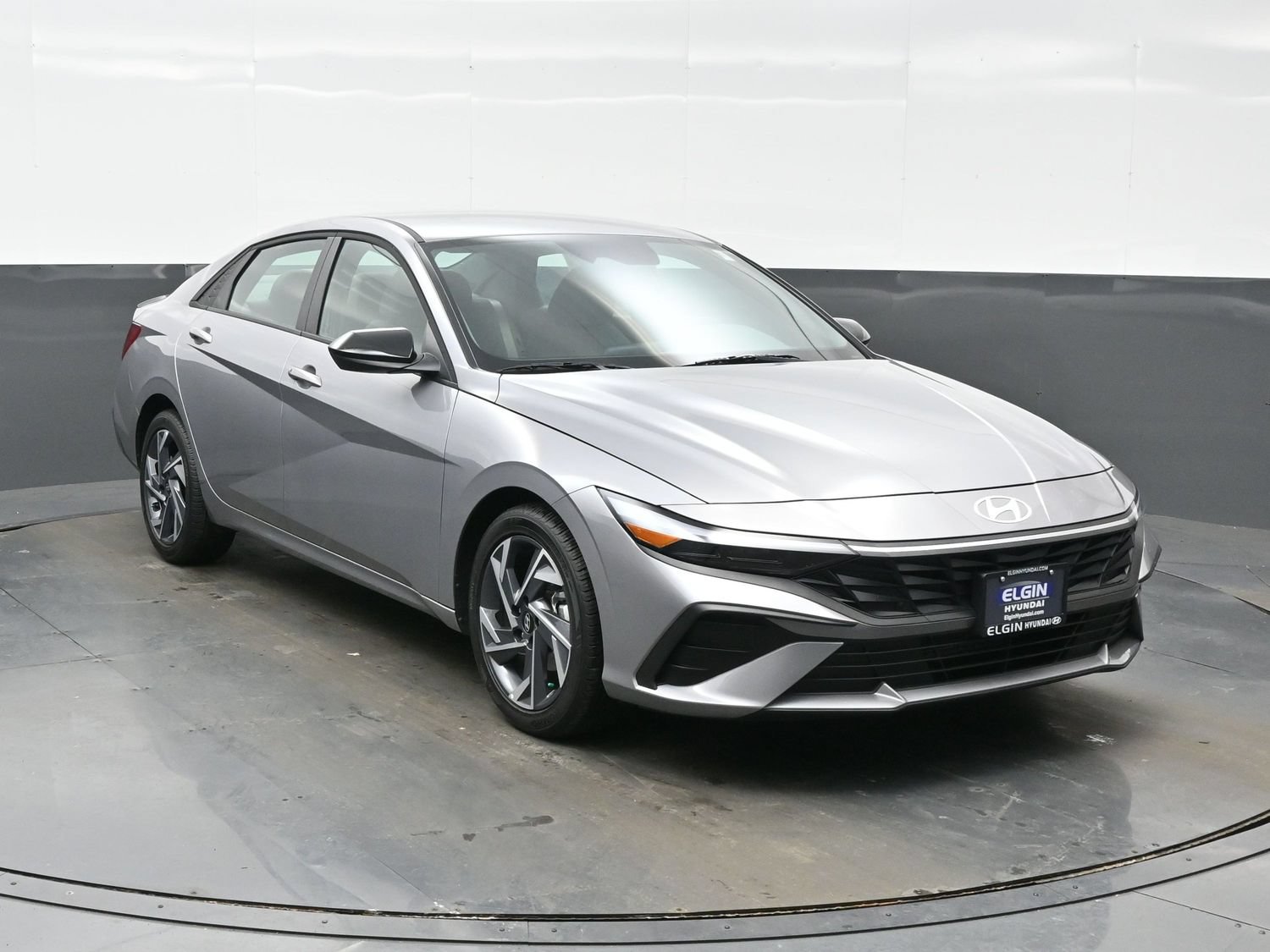 Used 2025 Hyundai Elantra Sport FWD image 8