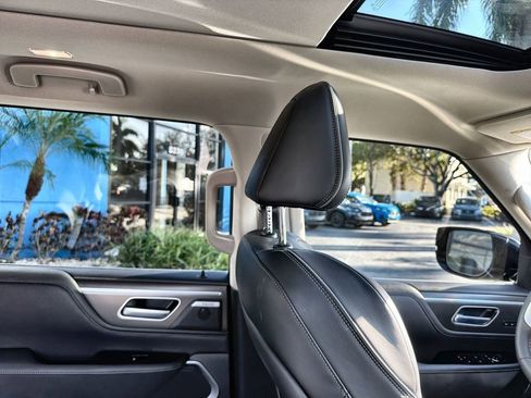 Used 2025 INFINITI QX80 Luxe image 14