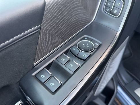 Certified 2023 Ford F150 Platinum w/ Equipment Group 701A High image 17