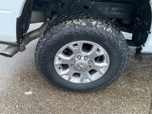 Used 2024 RAM 2500 Laramie image 13