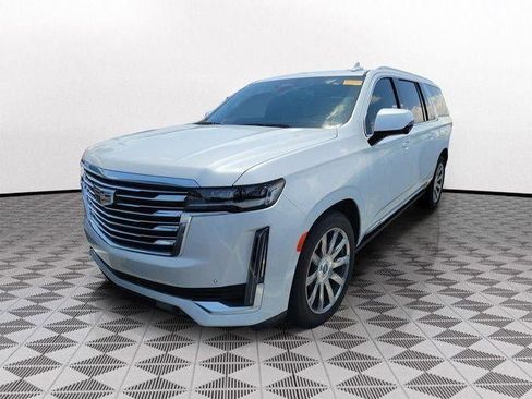 Certified 2024 Cadillac Escalade ESV Premium Luxury Platinum w/ Heavy-Duty Trailer Package AWD/4WD image 2
