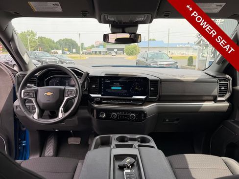 Used 2023 Chevrolet Silverado 1500 LT w/ Protection Package AWD/4WD image 18