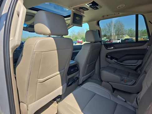 Used 2017 Chevrolet Tahoe LT image 10