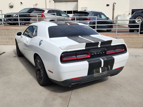 Used 2019 Dodge Challenger R/T RWD image 7