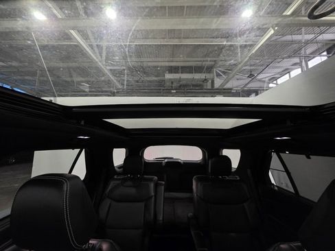 Used 2024 Ford Explorer ST w/ Equipment Group 401A image 16