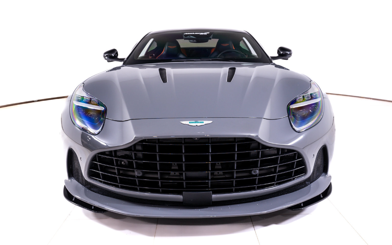 Used 2025 Aston Martin DB12 Coupe RWD image 8
